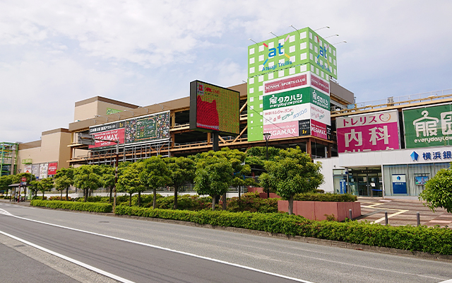 アツギトレリス3FにあるV-follows(ファイブフォローズ) アツギトレリス3FにあるV-follows(ファイブフォローズ)